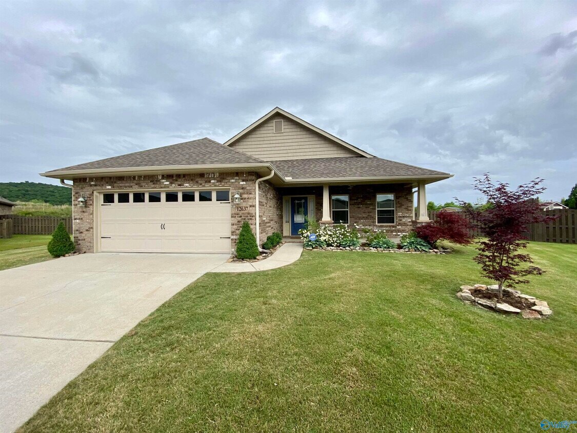 Foto principal - 12637 Holstein Ln