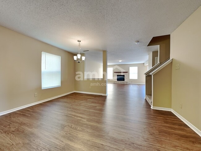 Foto del edificio - 1701 Blue Grass Pky