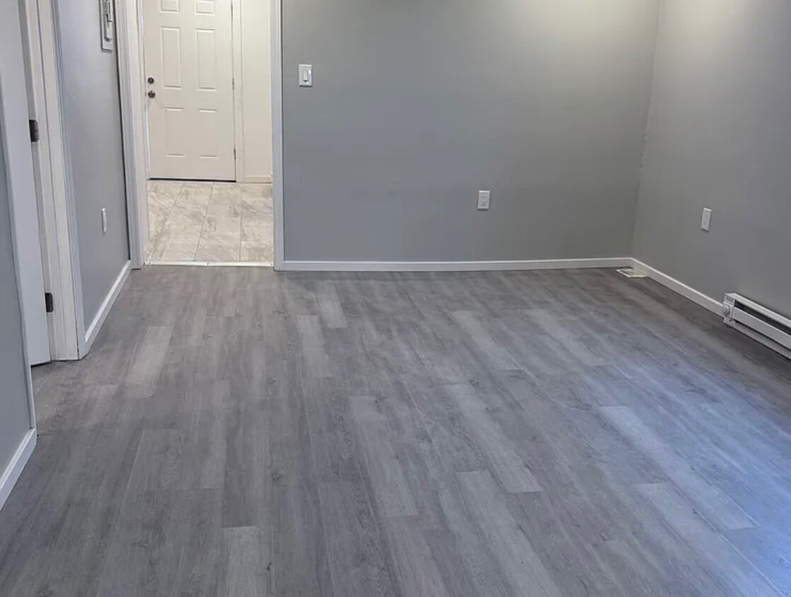 Building Photo - 169 Hall Ave