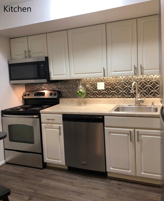 Building Photo - 57 Shannon Dr