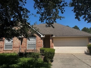 Building Photo - 6110 Villa Hills Dr