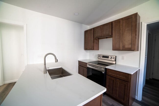 Foto del edificio - 107 N 13th St