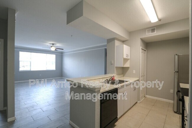 Foto del edificio - 17101 Carrington Park Dr