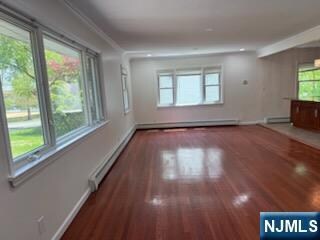 Foto del edificio - 64 Century