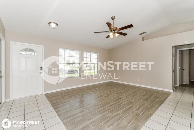 Building Photo - 2621 NW 3RD PL, CAPE CORAL, FL 33993