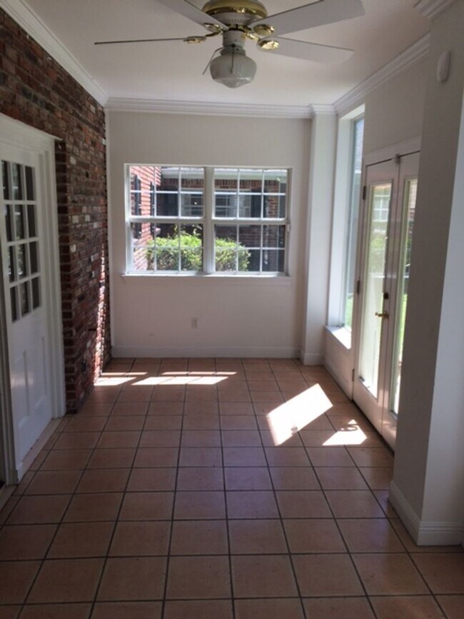 Foto del edificio - Great home at entrance of Bocage Jefferson Place Subdivision