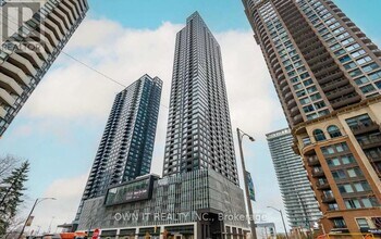 Building Photo - 395 Square One Dr