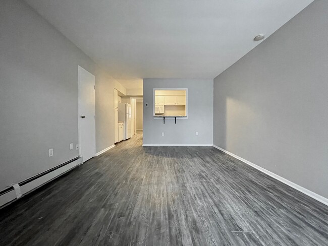 Foto del edificio - Kentview Garden's Apartments