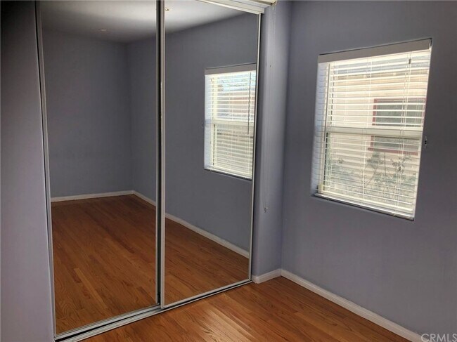 Foto del edificio - 417 Harding Ave