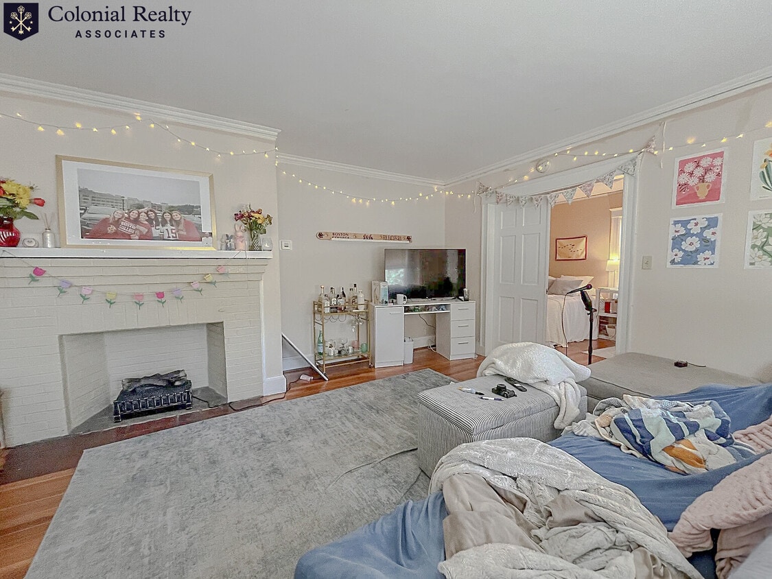 Photo - 289 Foster St
