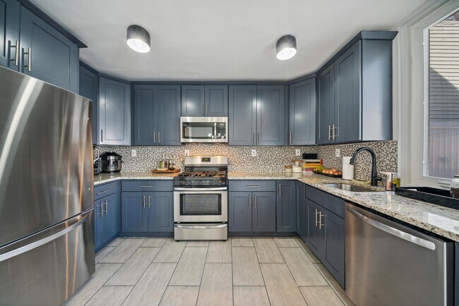 Foto del edificio - 444 66th St