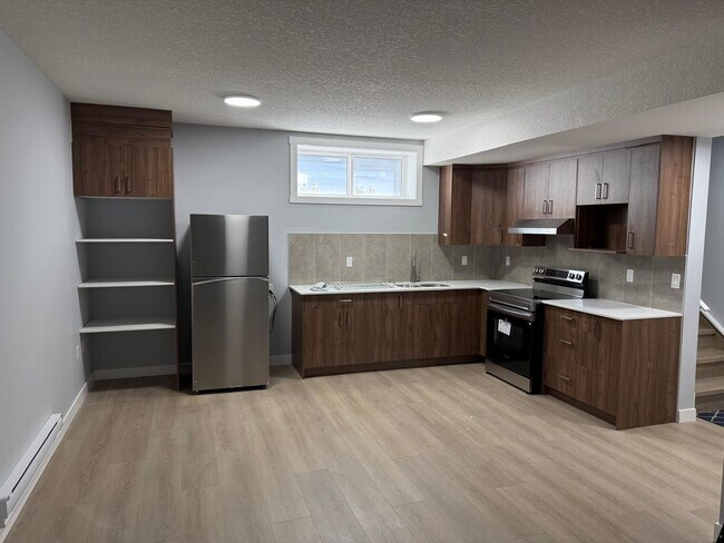 Kitchen - 64 Corner Meadows Heath NE