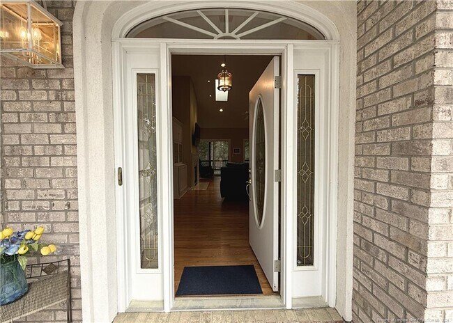 Foto del edificio - 105 Morris Dr