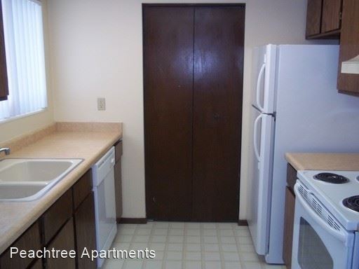 Building Photo - 75 Orchard Dr