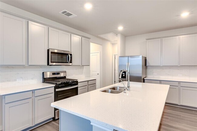 Foto del edificio - 12710 Autumn Bird Trl