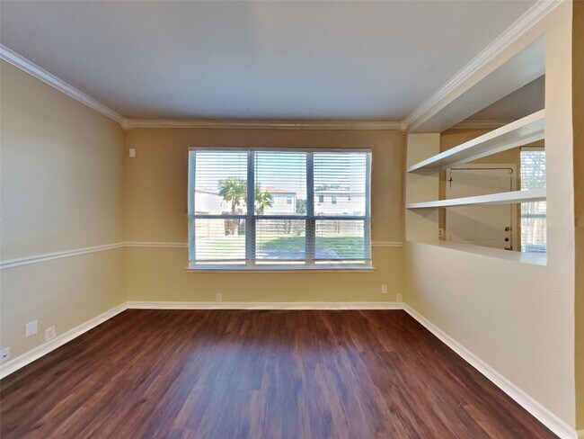 Foto del edificio - 3203 Farrel Hill St