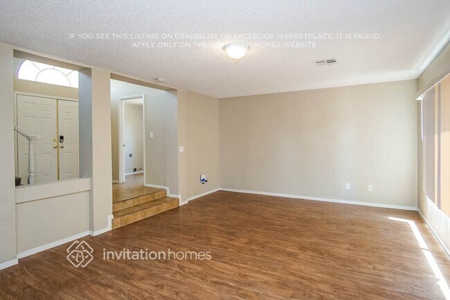 Building Photo - 2865 Palleta Dr