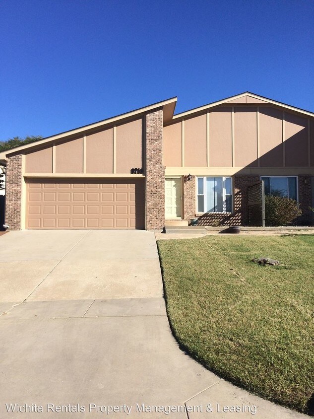 8710 E Longlake Cir, Wichita, KS 67207 Condo for Rent in Wichita, KS