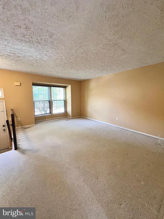 Building Photo - 401 Fleece Flower Dr