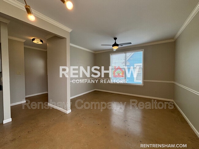 Building Photo - 226 Looney Ave