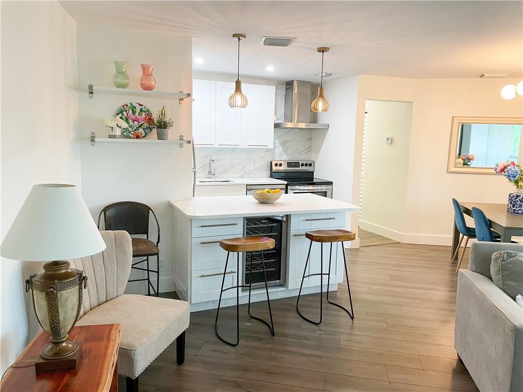 Foto principal - 4321 NE 21st Ave