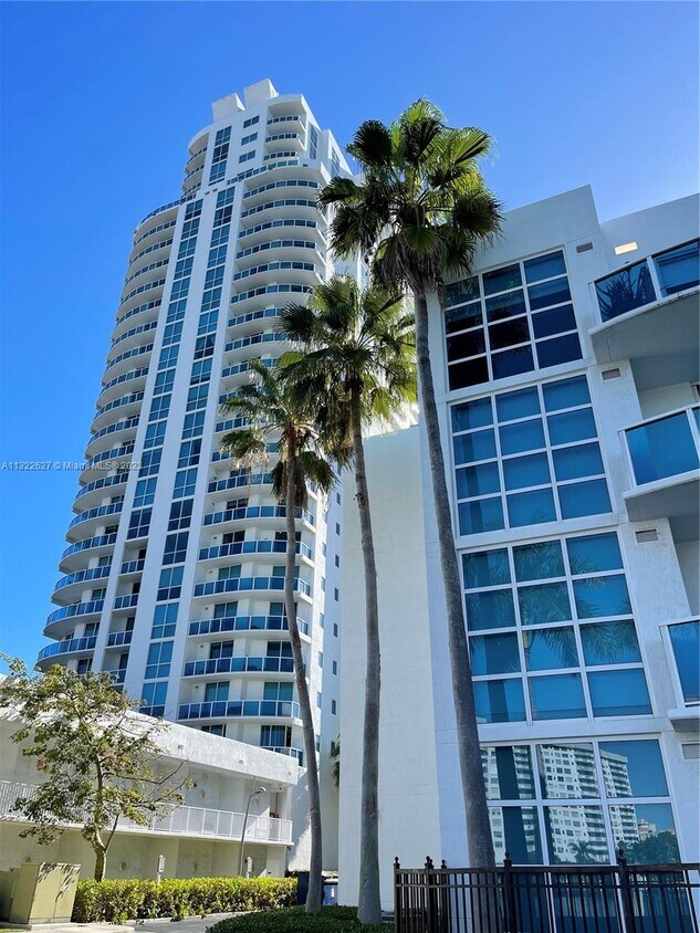 1945 S Ocean Dr Unit 812, Hallandale Beach, FL 33009 Condo for Rent