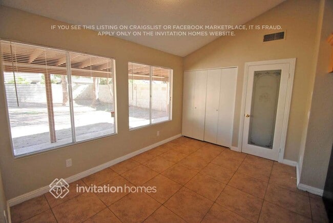 Building Photo - 5520 W Joan De Arc Ave