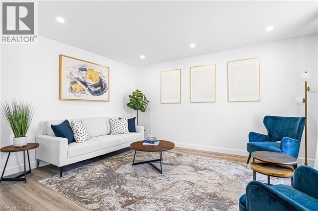 Photo du bâtiment - 173 Bellingham Dr