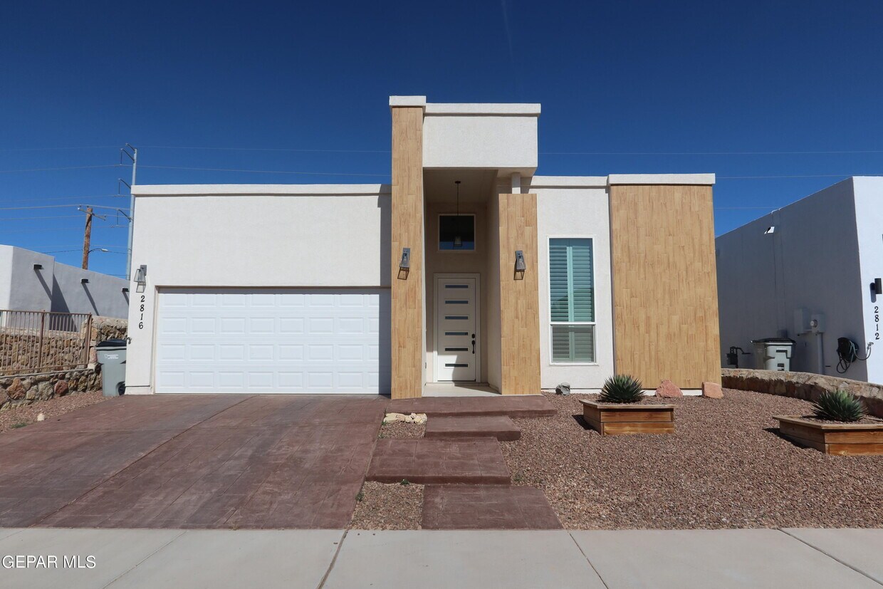 2816 Tierra Oasis St, El Paso, TX 79938 House for Rent in El Paso, TX