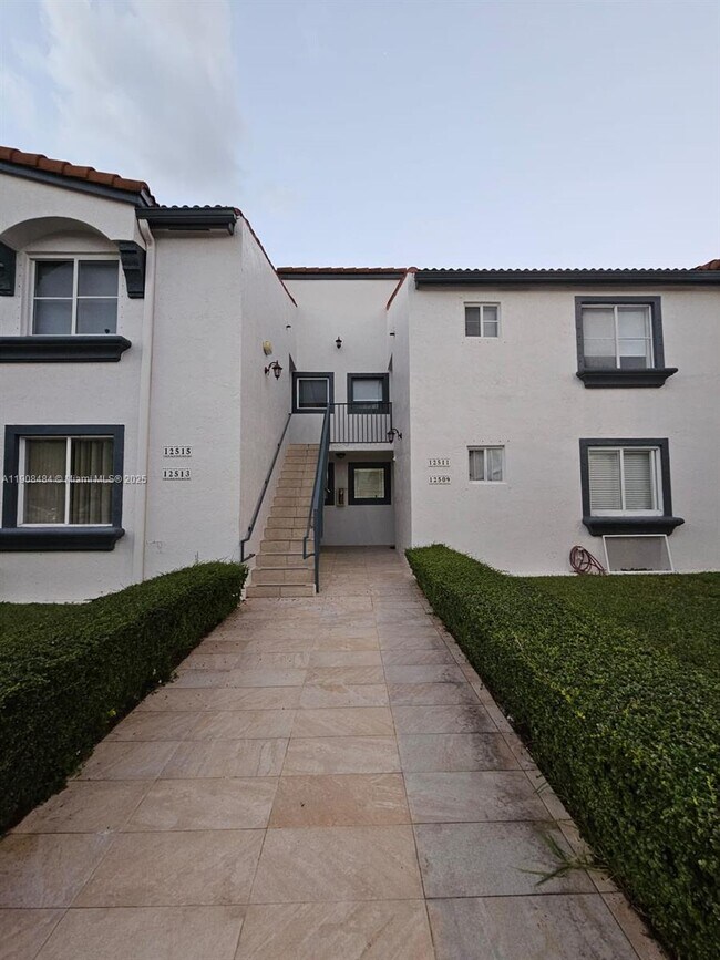 Foto del edificio - 12509 NW 11th Ln