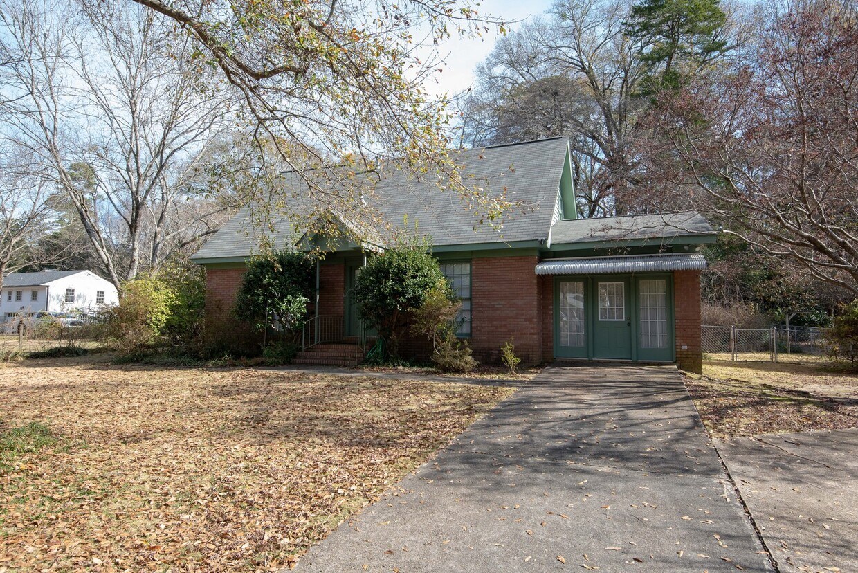 551 S Gay St, Auburn, AL 36830 House Rental in Auburn, AL