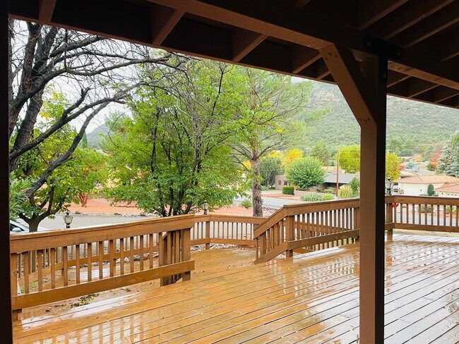 Foto del edificio - Village of Oak Creek