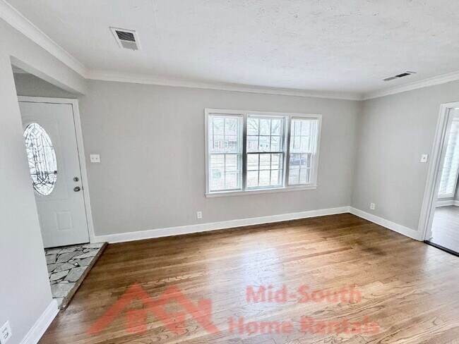 Building Photo - 1156 Brower St