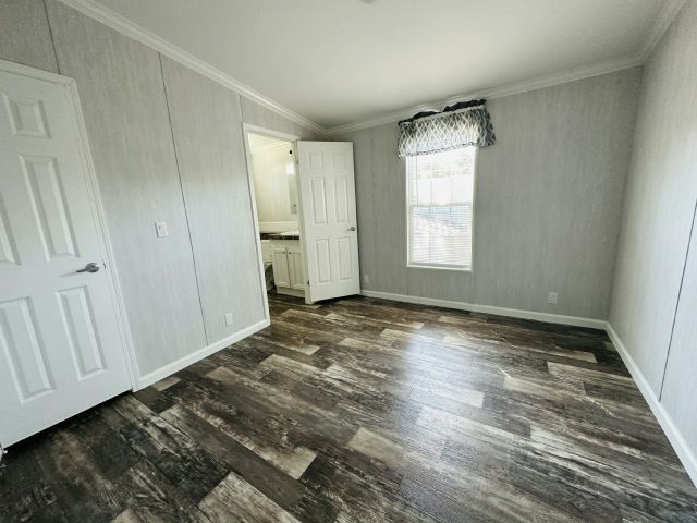 Building Photo - 1651 Semon Dr