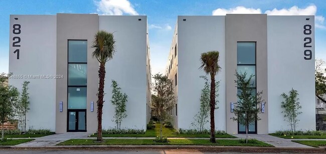 Foto del edificio - 821 SW 18th Ave