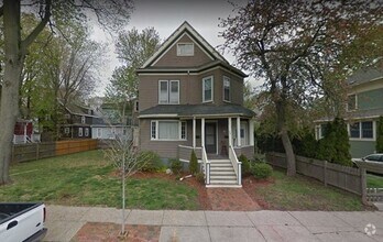 Building Photo - 74 Sydney St
