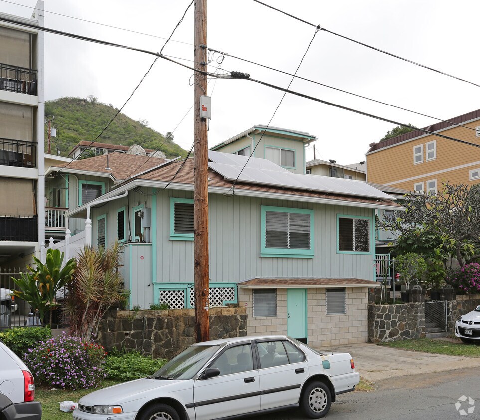 Primary Photo - 310 Magellan Ave