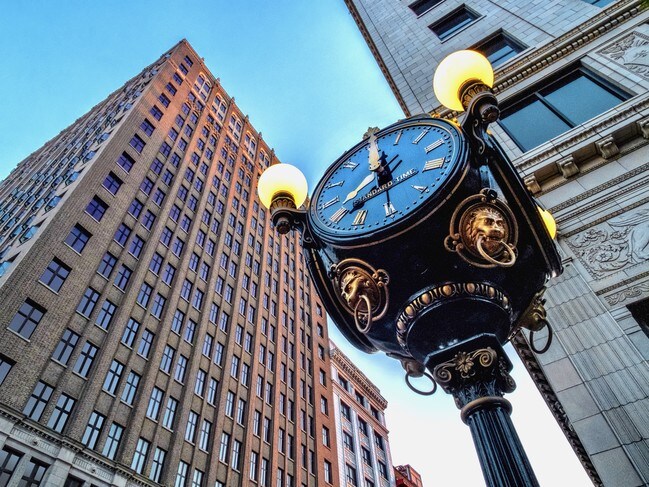 The Residences at Barnett - 4