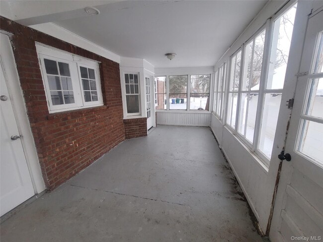 Foto del edificio - 6779 US-209