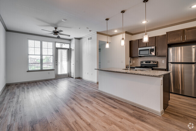 1BR, 1BA- 777SF - Hartwood at Briarwest