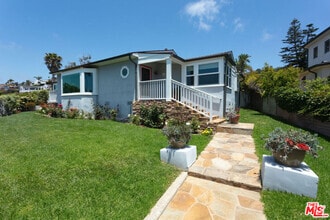 Building Photo - 31506 Bluff Dr