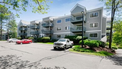 Building Photo - 12 Ledgewood Hills Dr