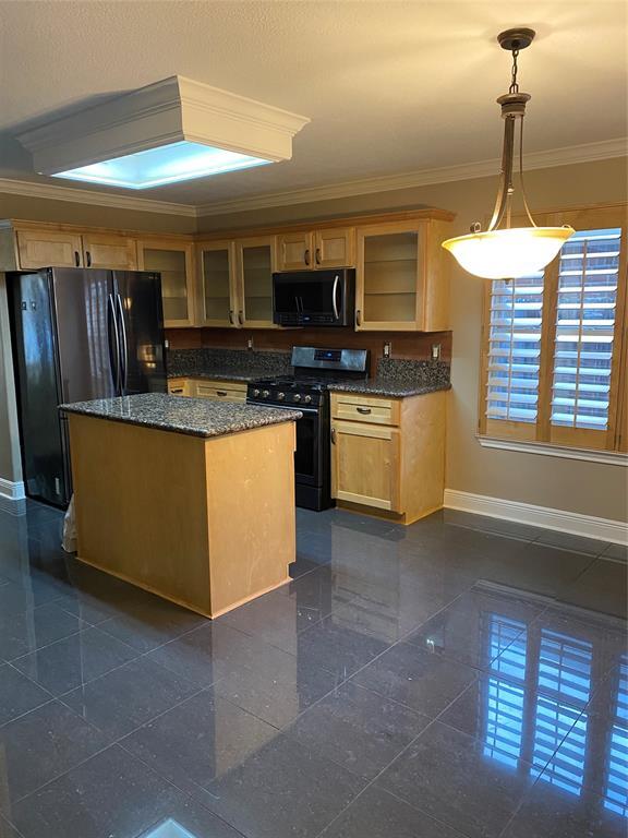 Building Photo - 3215 Candlepine Dr