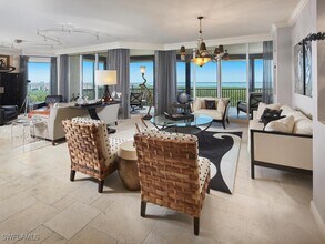 Building Photo - 23750 Via Trevi Way