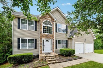 Building Photo - 4240 N Braves Cir