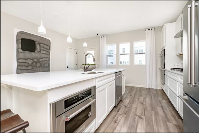Building Photo - 3277 Morab Dr