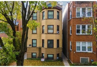 Building Photo - 2131 W Giddings St