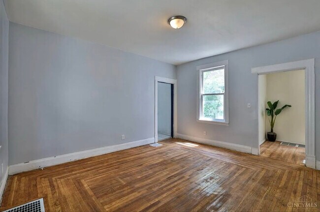 Foto del edificio - 812 Fairbanks Ave