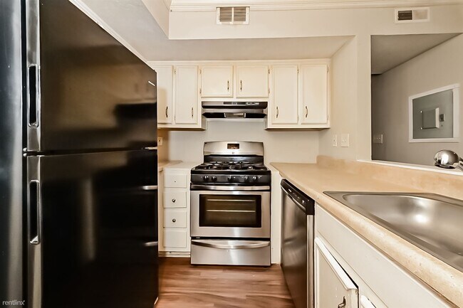 Foto del edificio - 3 br, 2.5 bath House - 200 Governors Dr