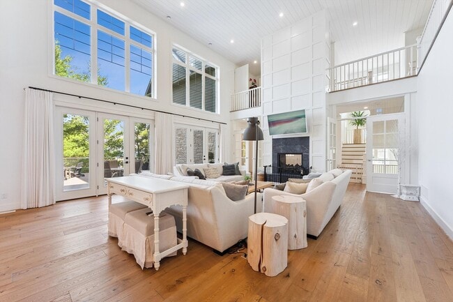 Building Photo - 511 Algonquin Trail